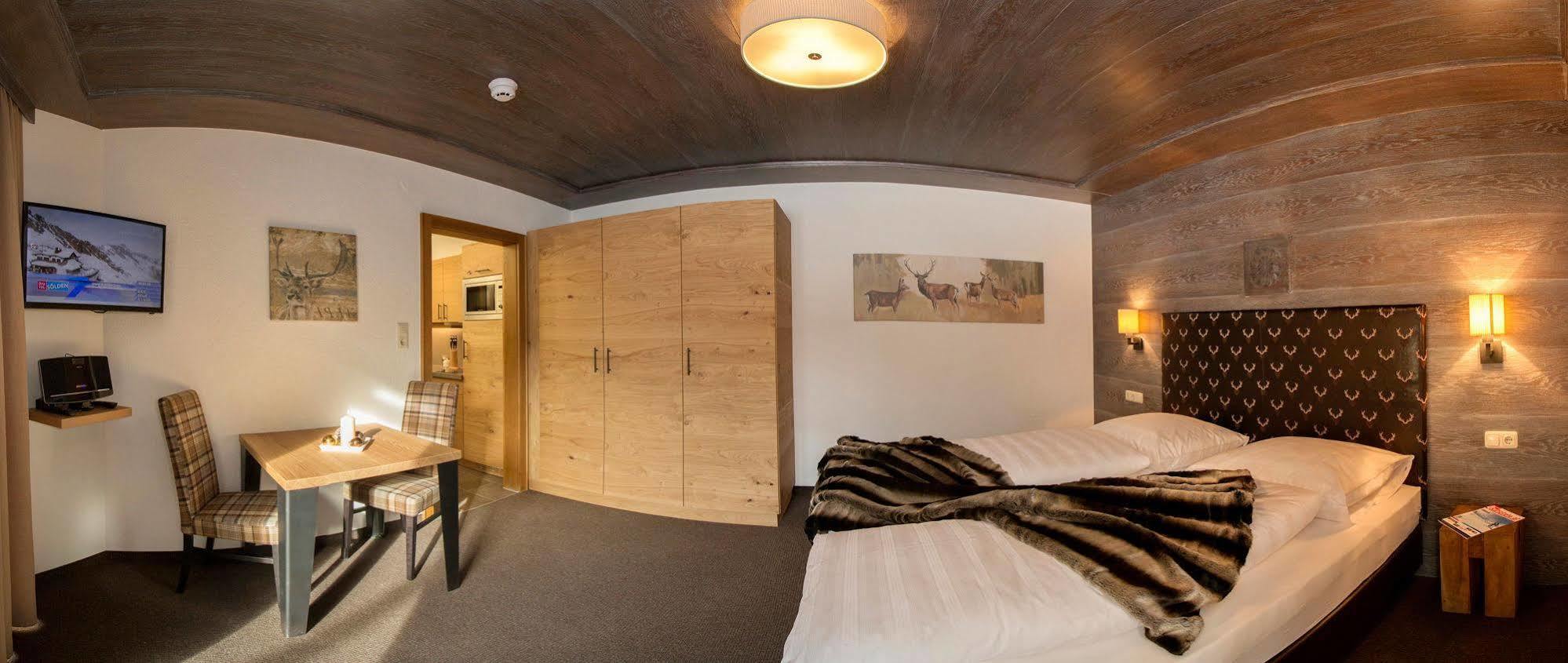 Gurglhof Apartmenthaus オーバーグールグル エクステリア 写真